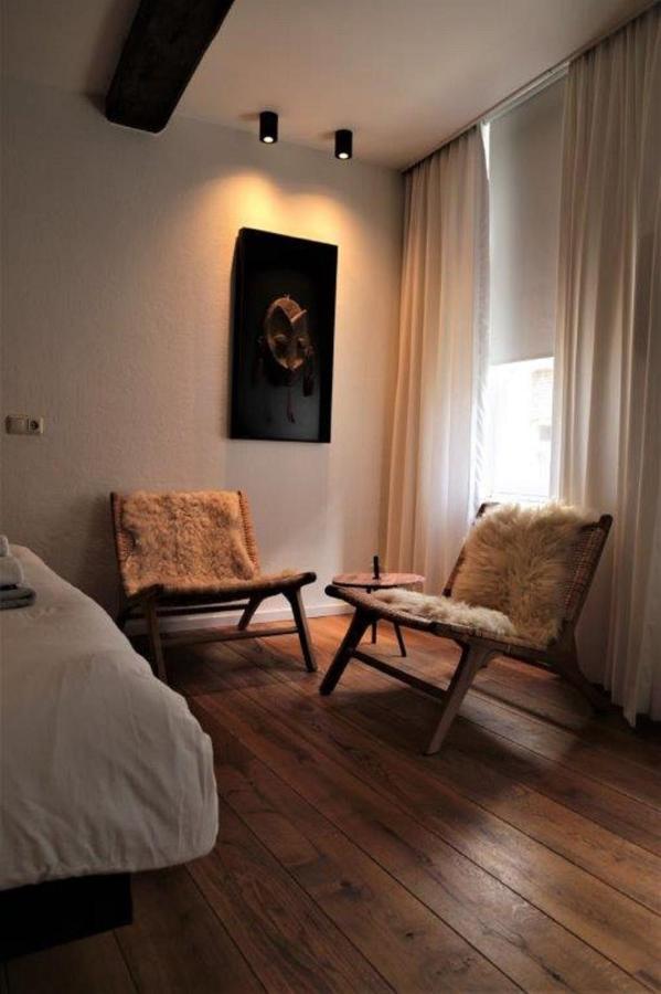 Accademia00 Bed & Breakfast มาสทริชท์ ภายนอก รูปภาพ